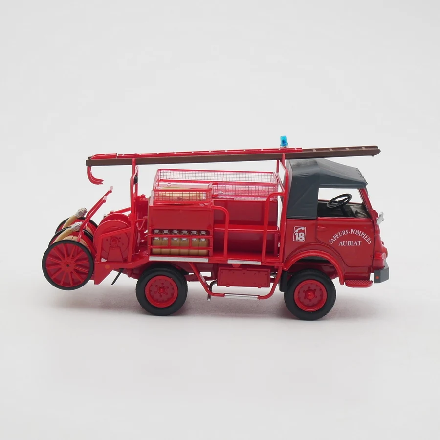Diecast Ixo 1:43 escala Renault R2087 Renault motor de bomberos francés coche en miniatura de aleación juguete coleccionable regalo recuerdo adorno de exhibición