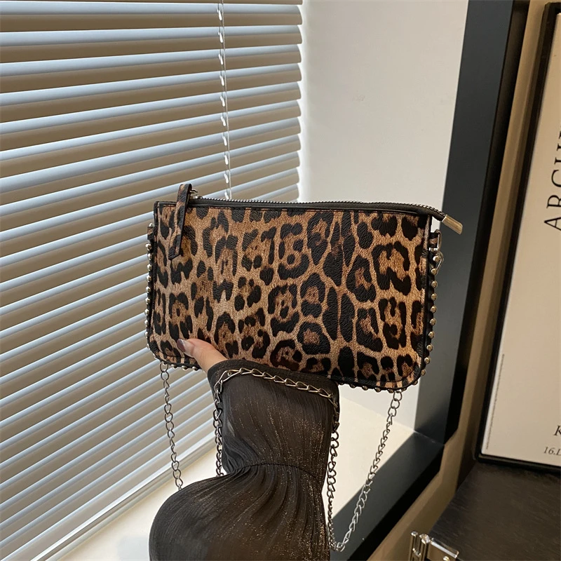 2024 New Leopard Pattern Trendy Fashion Underarm Bag Light Luxury Versatile Chain Shoulder Slant Cross Bag