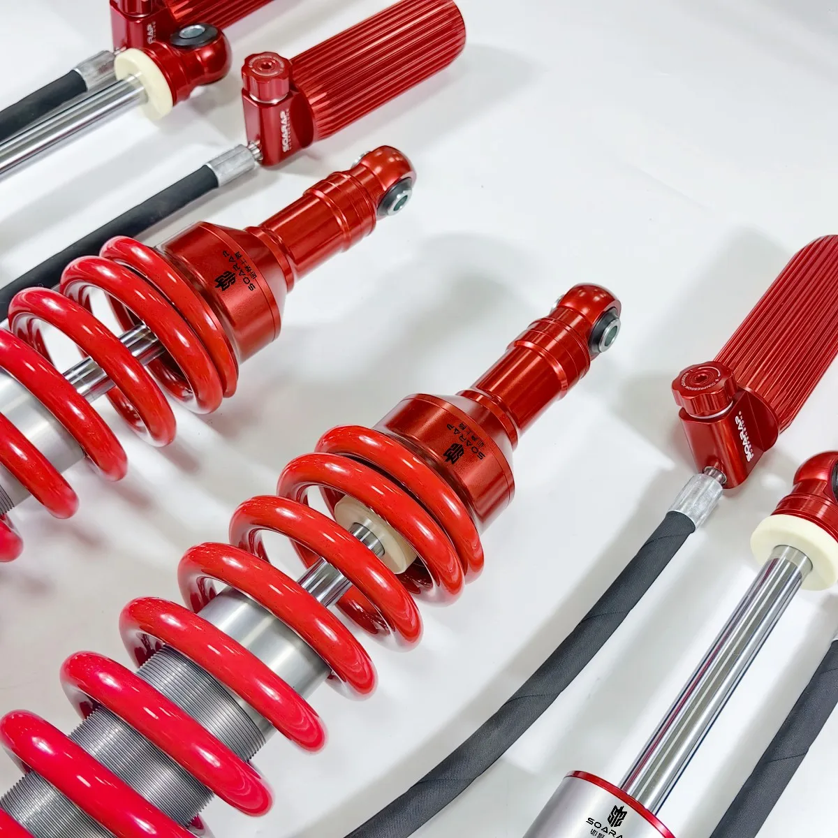 سعر المصنع SOARAP ممتص الصدمات القابل للتعديل لسباق الطرق الوعرة لـ Isuzu Dmax