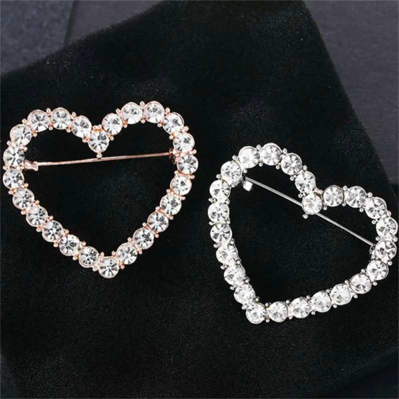 Crystal Heart Brooches For Women Classic Metal Casual Brooch Pins Gifts Trendy Clothing Dress Jewelry Accessories