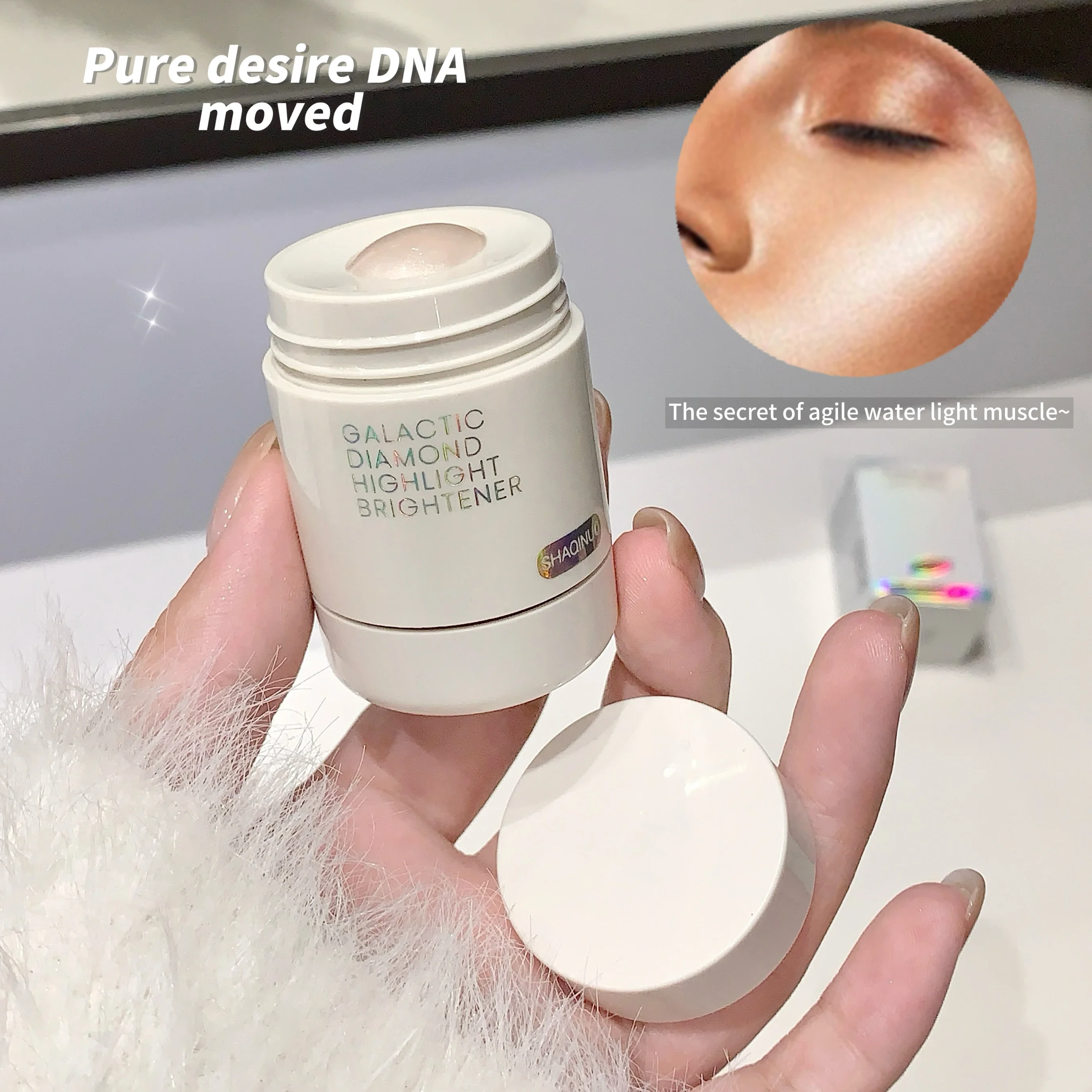 ギャラクシースターダイヤモンドハイライター、ファイングリッター、保湿、耐水性、すべての肌のトーンに最適、輝きを生み出します