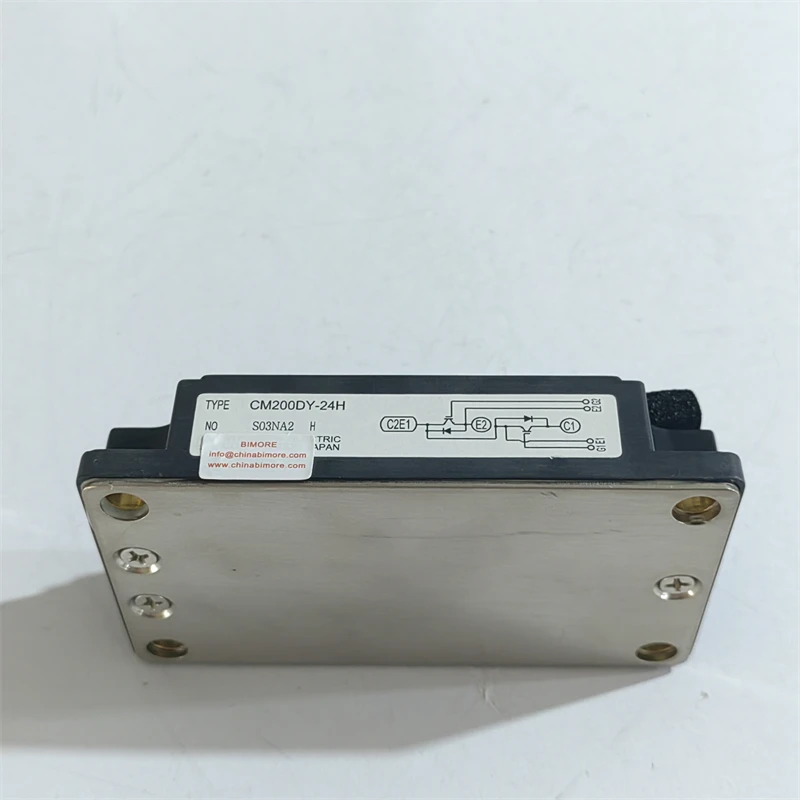 Módulo elevador de CM200DY-24H