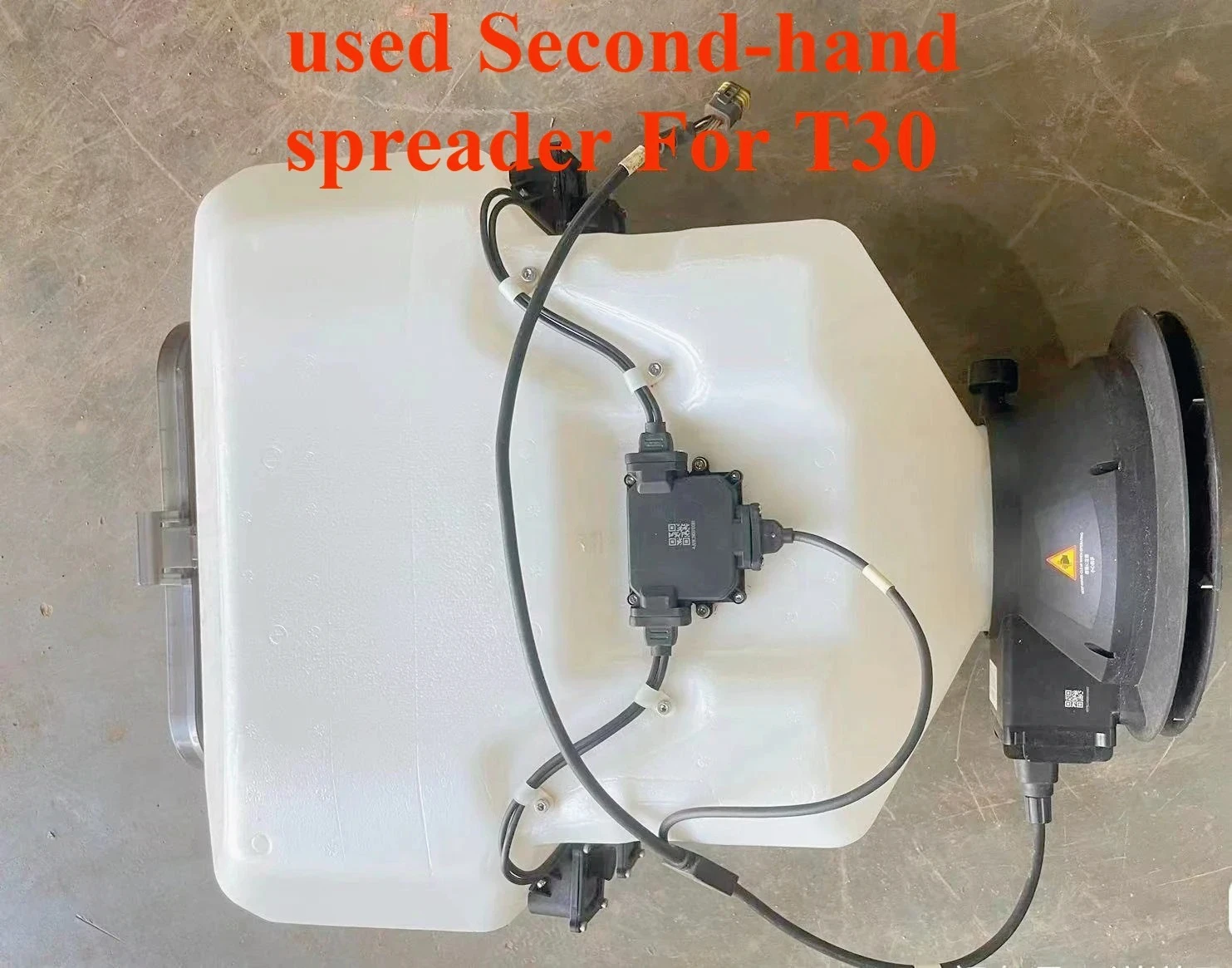 

Оригинальный Agras T30, используемый в употреблении расширитель для DJI T30, сельскохозяйственный дрон для защиты растений T30, используемый разбрасыватель