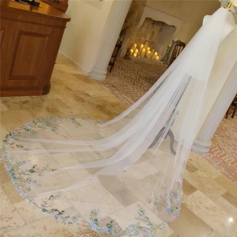 

3 D Colorful Flowers Floral Bridal Wedding Veils Accessories With Comb Brides Unique Outdoor Green Leaves Pink Blue Cathedral