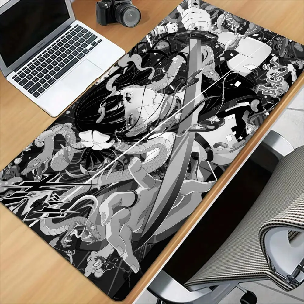 

Крутой большой коврик для мыши в стиле аниме для девочек, настольный коврик, нескользящий игровой коврик с прошитыми краями, черно-белый офисный коврик для девочек в стиле аниме, ковер для мыши