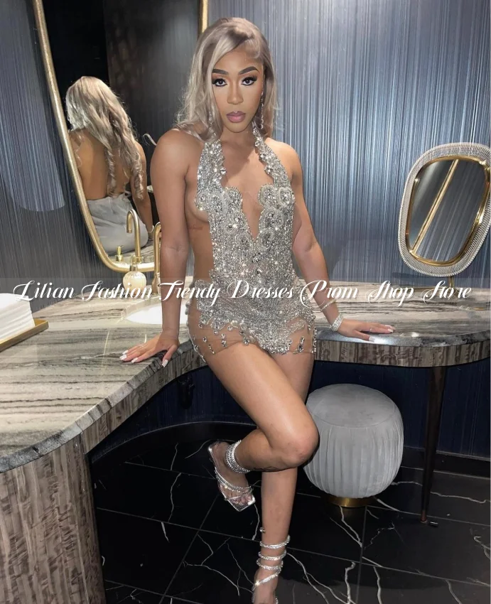 Custom Mini Diamond Ball Gowns Cocktail Dresses Luxury Crystal Appliques Black Girls Birthday Red Carpet Celebrity מסיבת שמלות