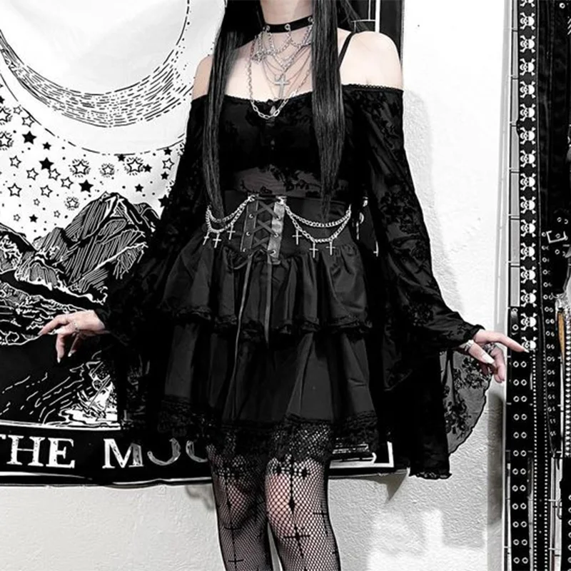 Goth Black Lace Trim Cross Chains Mini Skirts Faldas Y2K Sexy Lolita Aesthetic Tiered Cake Skirts Halloween Skirt Streetwear