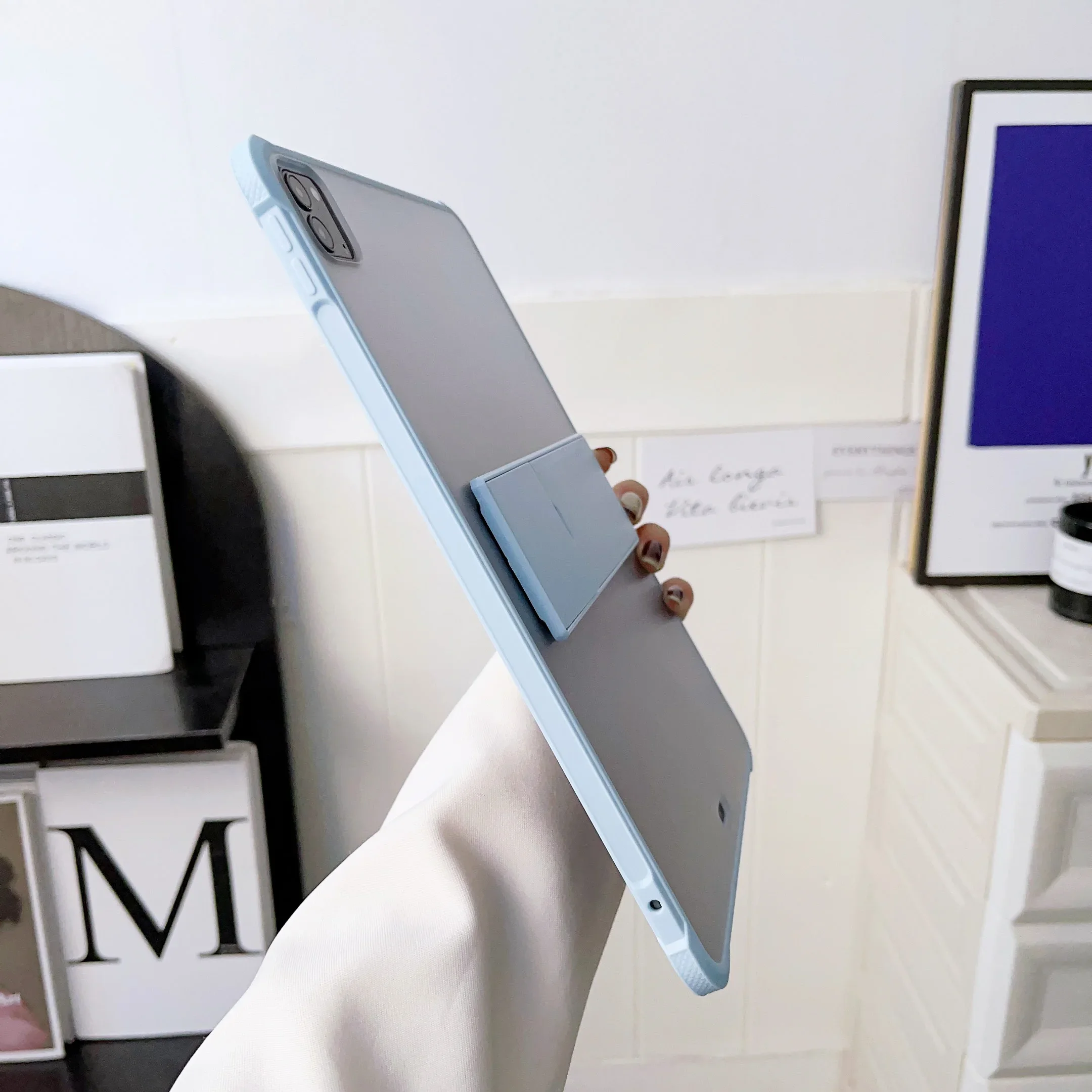 Matte Stand Case For iPad Pro 2024 M3 13 11 12.9 Cases Air 4 5 6 7 8 9 10TH Generation 10.2 10.9 inch Mini Kickstand Cover