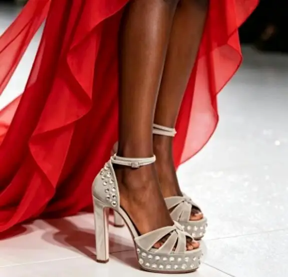 

Gray Black Pink Velvet Rhinestone Rivet Platform Buckle Strap Sandals Summer High Heels Sandals Women Party Dress Shoes