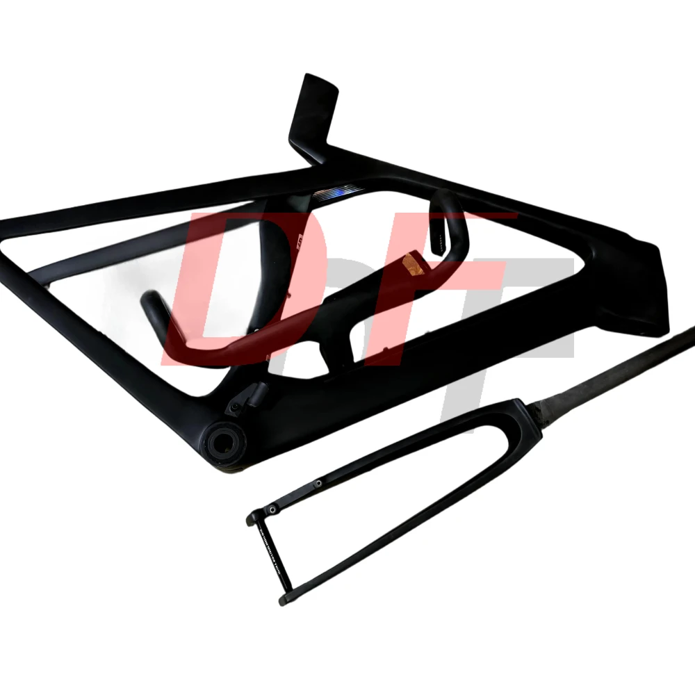 

Ultimate Racing Slr7 Bicycle Frame, Equipped with Handlebar Disc Brakes, Carbon Fiber Road Bike Frame, Compatible with Mechanical and Di2 Systems