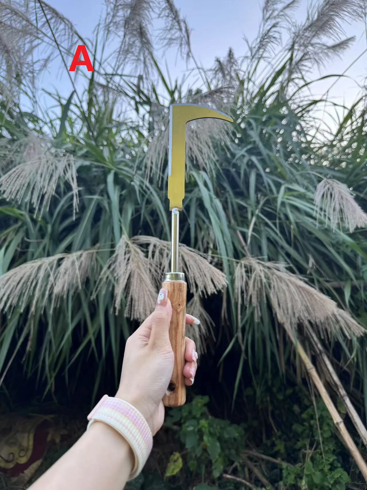 

1pcs Garden tool stainless steel wooden handle weeder gap hoe grass puller set light courtyard weed cleaning knife