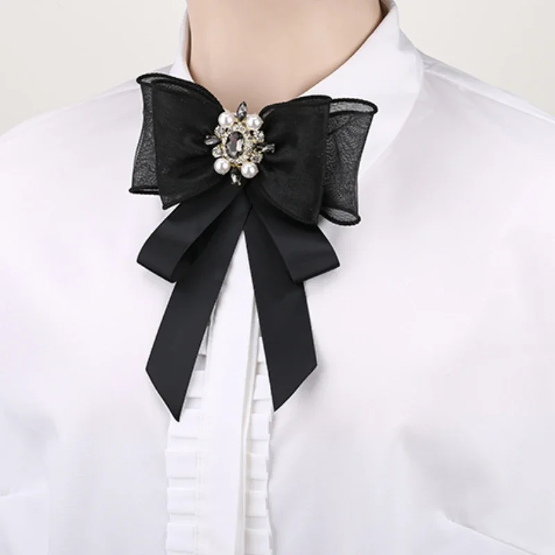 White Lace Bow Tie Brooches Fashion Women's College Style Shirt Collars Flower Rhinestone Bowtie Korean Girl Uniform Accessories