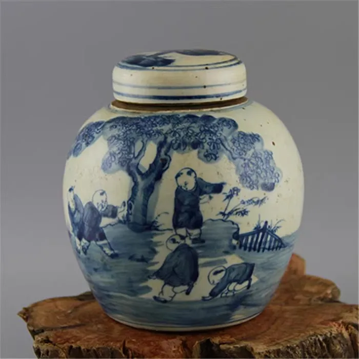 Exquisite Collectibles Chinese Old Handmade Blue and White Porcelain Children Tea Caddy Pot