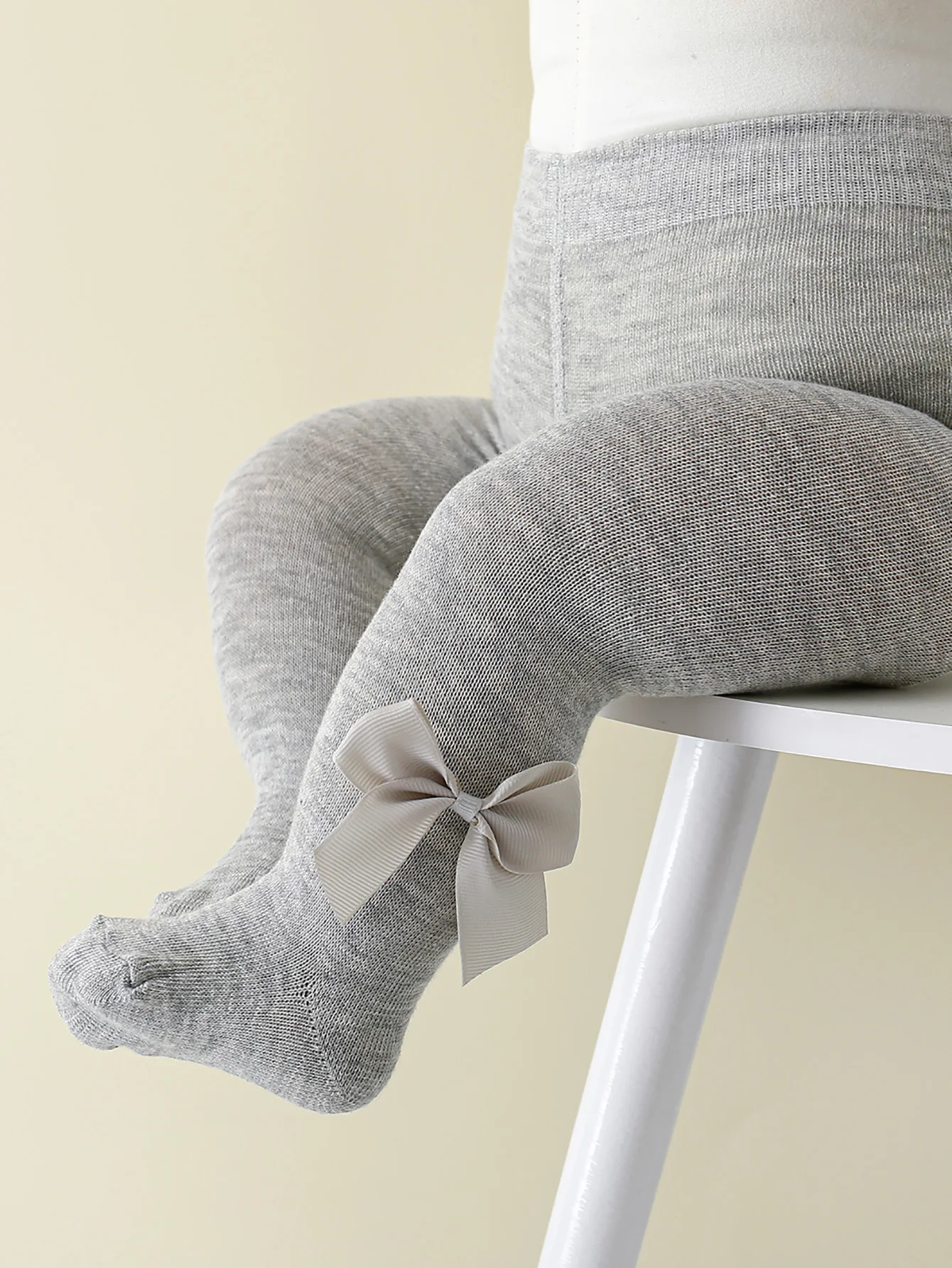 جوارب طويلة بلون سادة للفتيات الصغيرات من عمر 0 إلى 72 شهرًا مع عقدة ملولبة، سراويل ضيقة بخصر مطاطي للاستخدام اليومي غير الرسمي لربيع الخريف