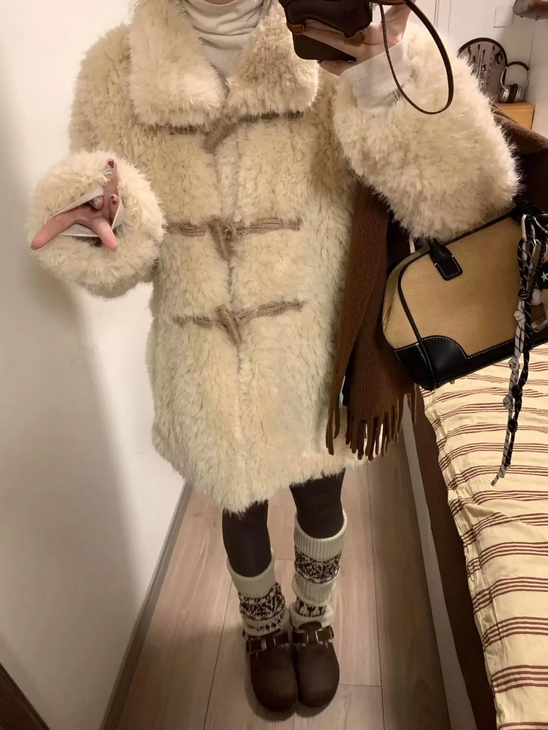 

Lamb Wool Jacket Korean Style Fancy Canvas Cold Proof Fashion Sport Western Cargo Pocket Baseball Button Detail Boyfriend Ladies