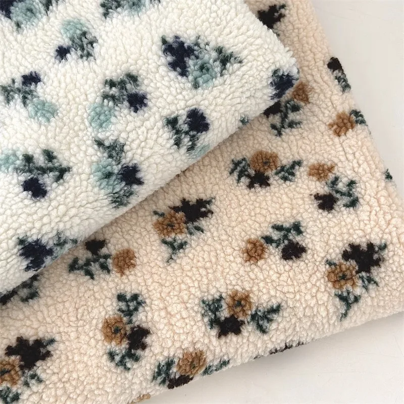 Vintage Countryside Style Floral Lamb Wool Fabric for Diy Sew Autumn Winter Woolen Outerwear Clothing Sofa Blanket Cloth
