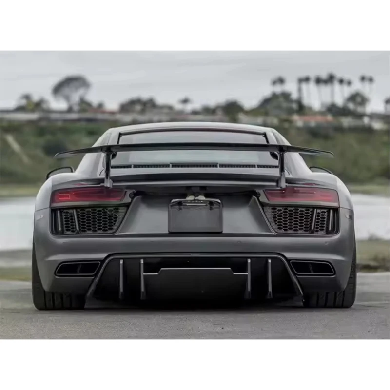 Diffusore per labbro posteriore con divisore in fibra di carbonio R8 adatto per Audi R8 V8 V10 Gen1 2008-2015 Ture Factory Fitment