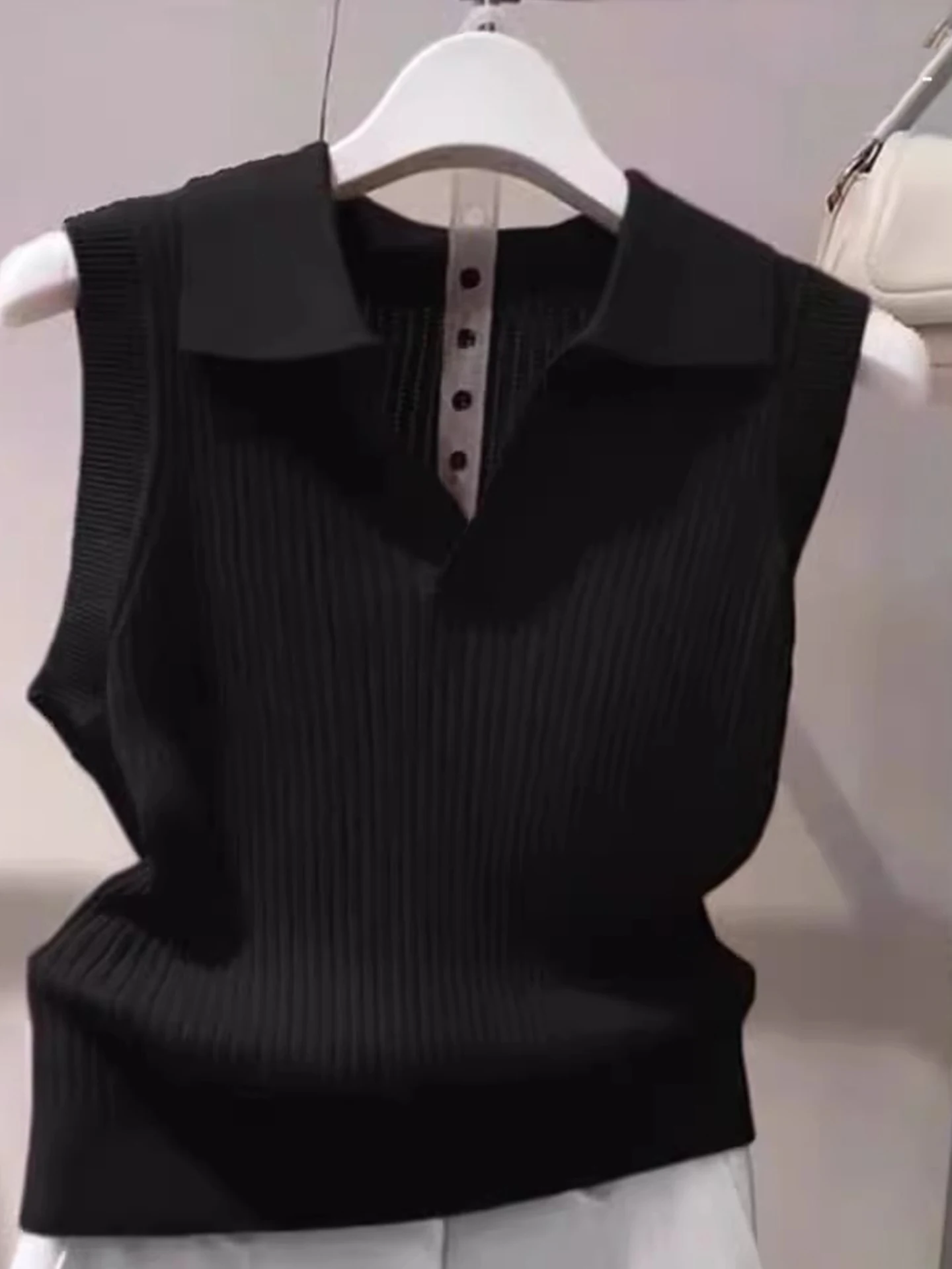 

Универсальный цветной жилет, лето 2025 года, верхний молодежный вязаный жилет, модный слив, повседневный дизайн, смысл