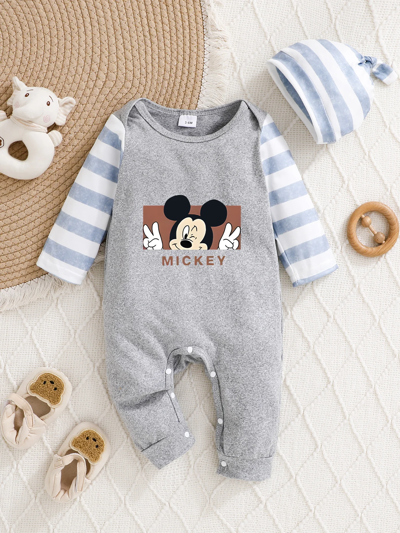 

【Officially Authorized】 Disney Mickey Hooded Jumpsuit | Comfy Fabric Cute Gesture Print