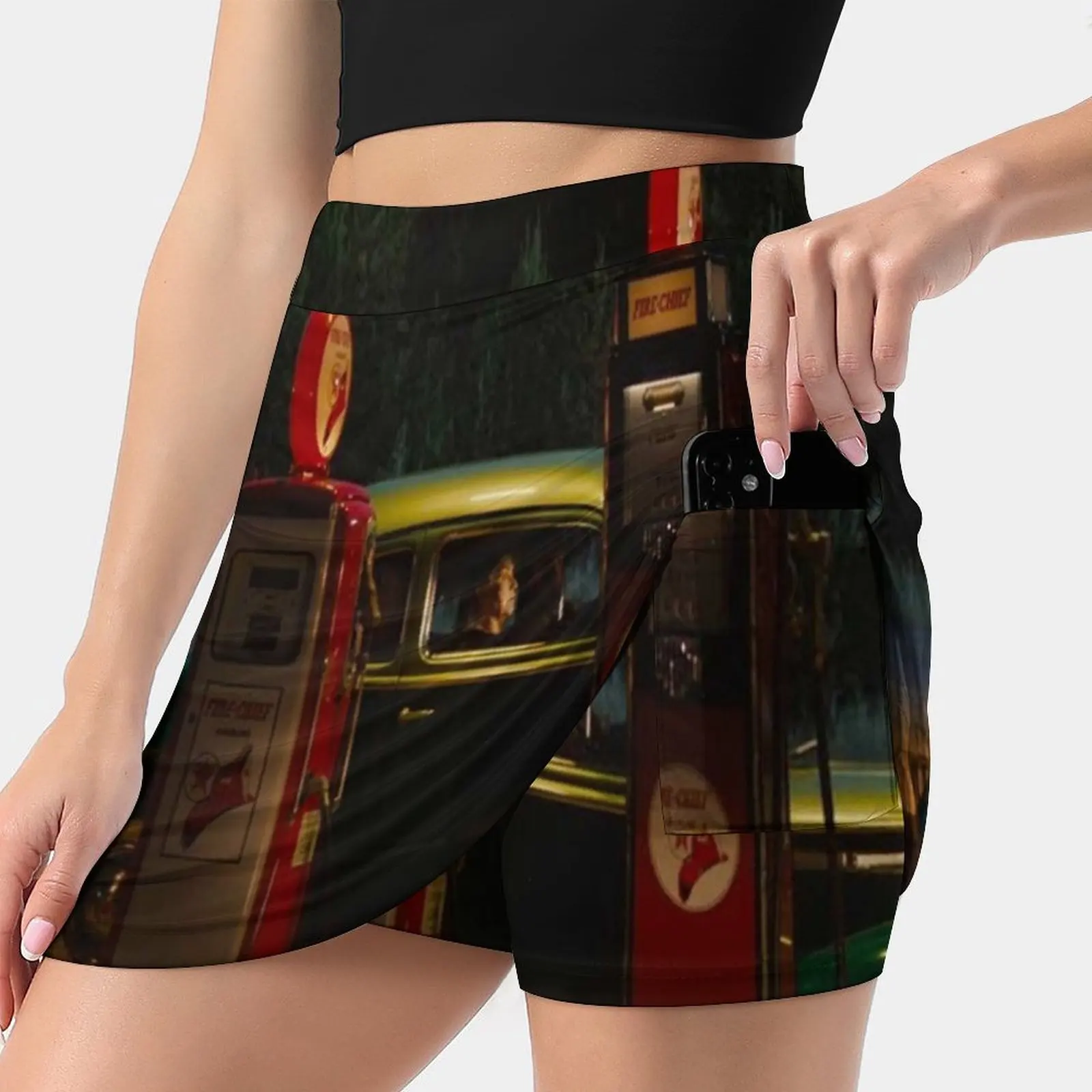 Car In A Gas Station Skirts Woman Fashion 2022 Pant Skirt Mini Skirts Office Short Skirt Edward Hopper Gas Night Famous 1942