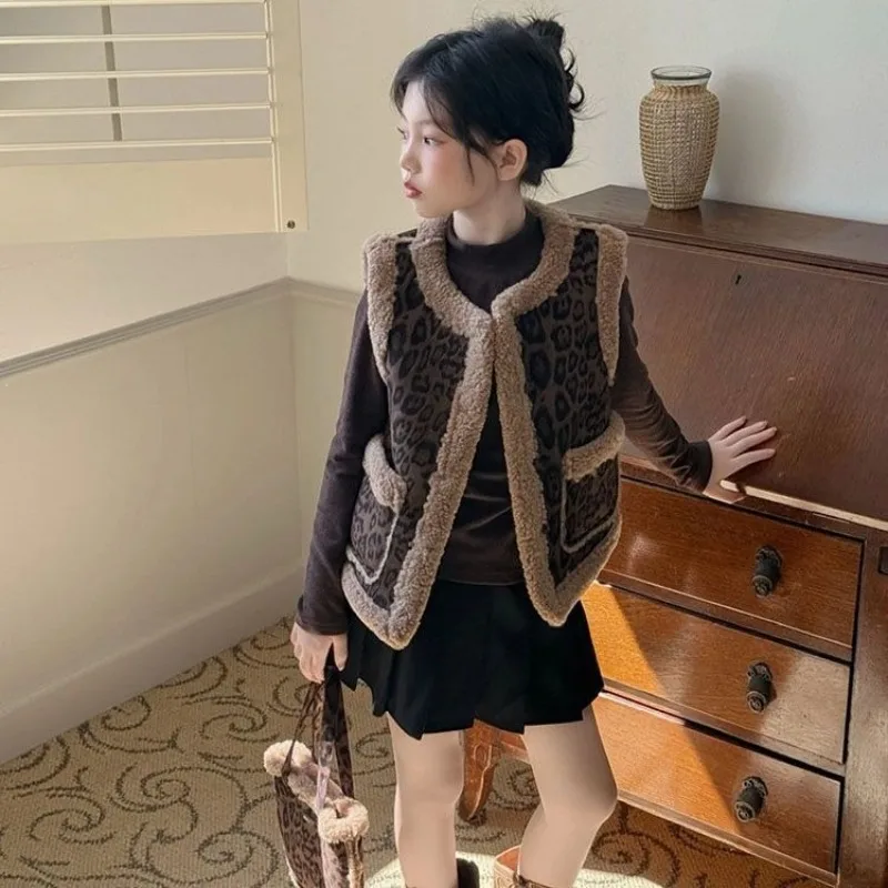 

Kids' Lamb's Wool Two Sided Leopard Print Vest 2025 Autumn Winter New Stylish Children's Winter Coat Korean Style