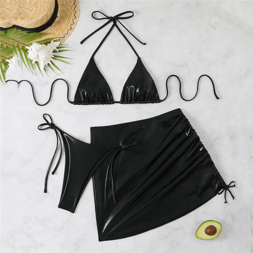 Costume da bagno sexy argento lucido Mini abiti Cover Up Donna String Halter Triangolo Bikini 2026 Costumi da bagno Beachwear 3 pezzi Bikini Set