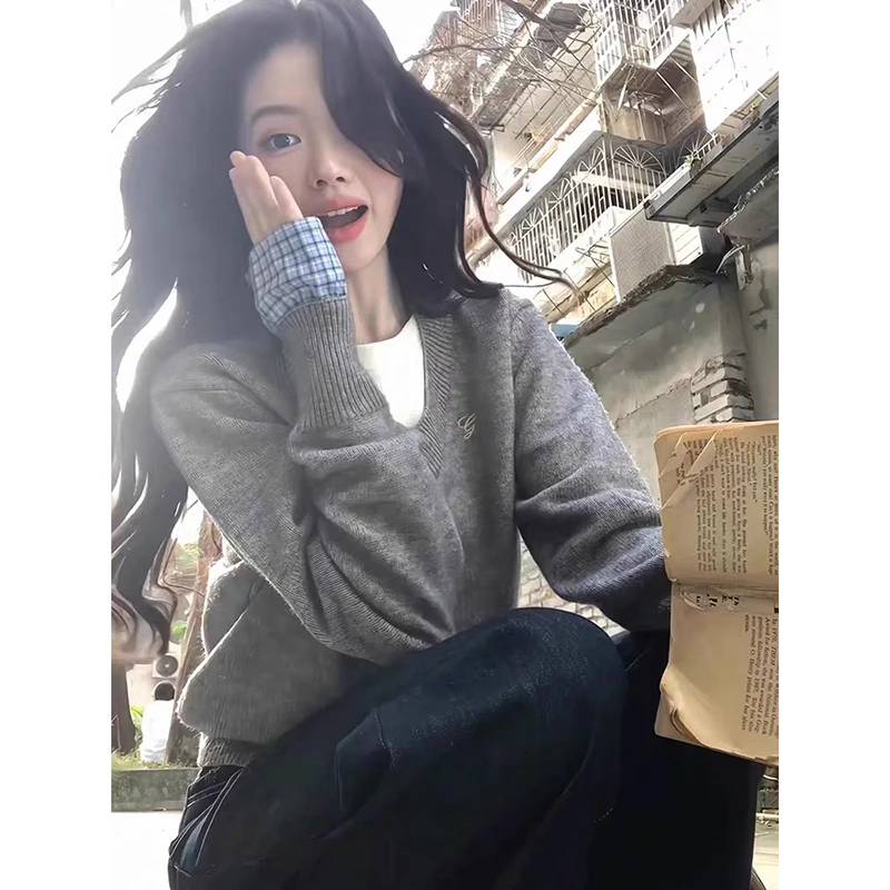 

YIBASHU, осенне-зимний женский корейский модный серый топ с v-образным вырезом и длинными рукавами, искусственные дизайнерские футболки из двух предметов, кокетка Gyaru Y2k, уличная одежда