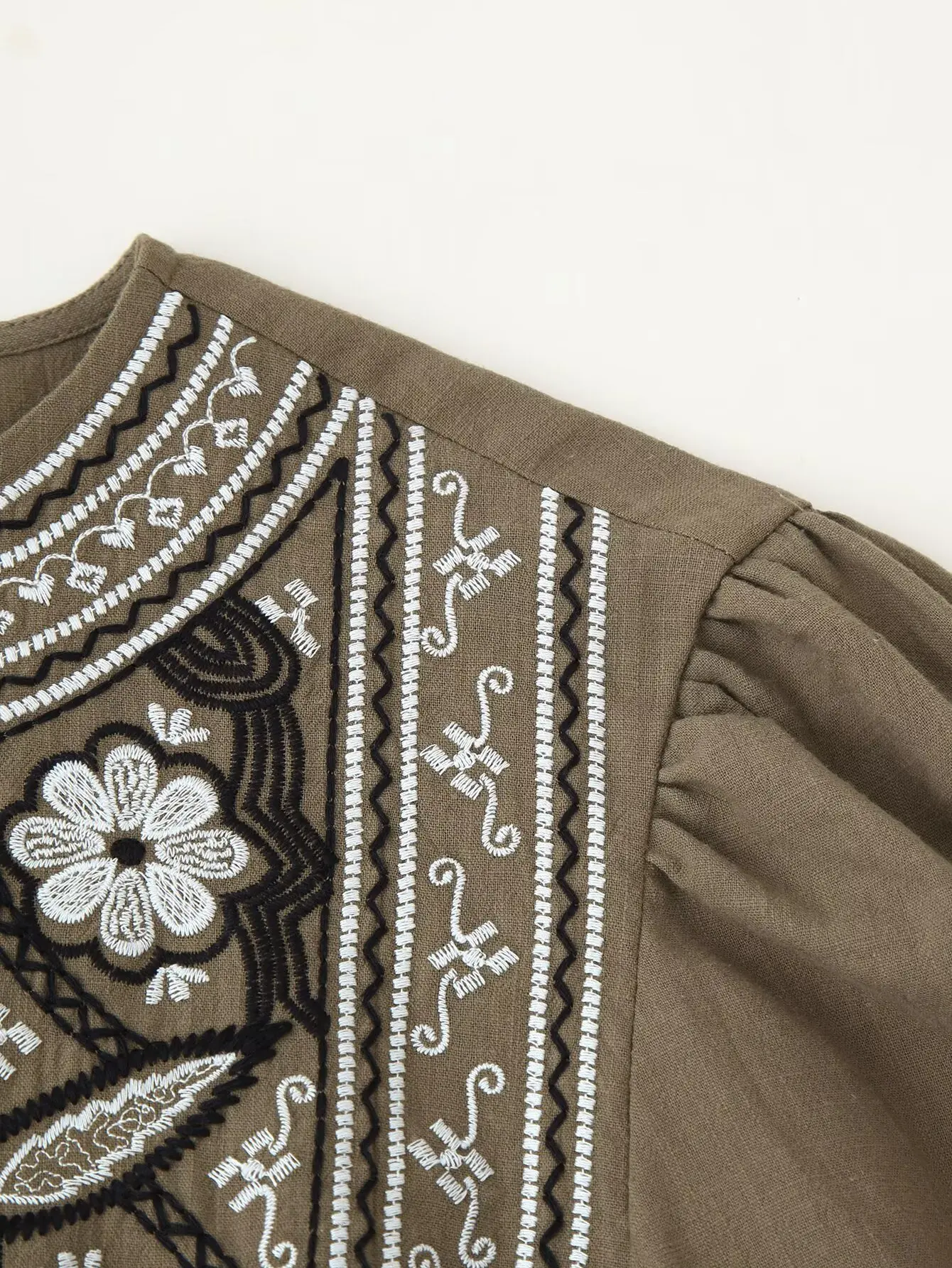 Diiyeg mulher 2025 outono nova moda peito bordado camisa retro manga longa coringa botão blusas superiores mujer