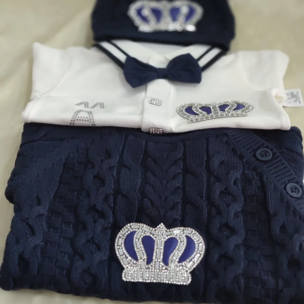 Dollbling 2023 Winter New Crochet Baby Romper Set Newborn Boy Christmas Gift Box Knit Royal Blue Bling Crown Romper Bonnet Set