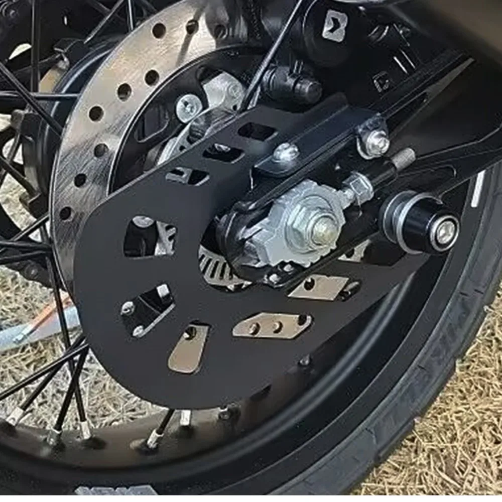 

Rear Brake Disc Guard Cover Protector For Husqvarna SVARTPILEN 401 VITPILEN 401 2017 2018 2019 2020 2021 2022 2023 2024 2025