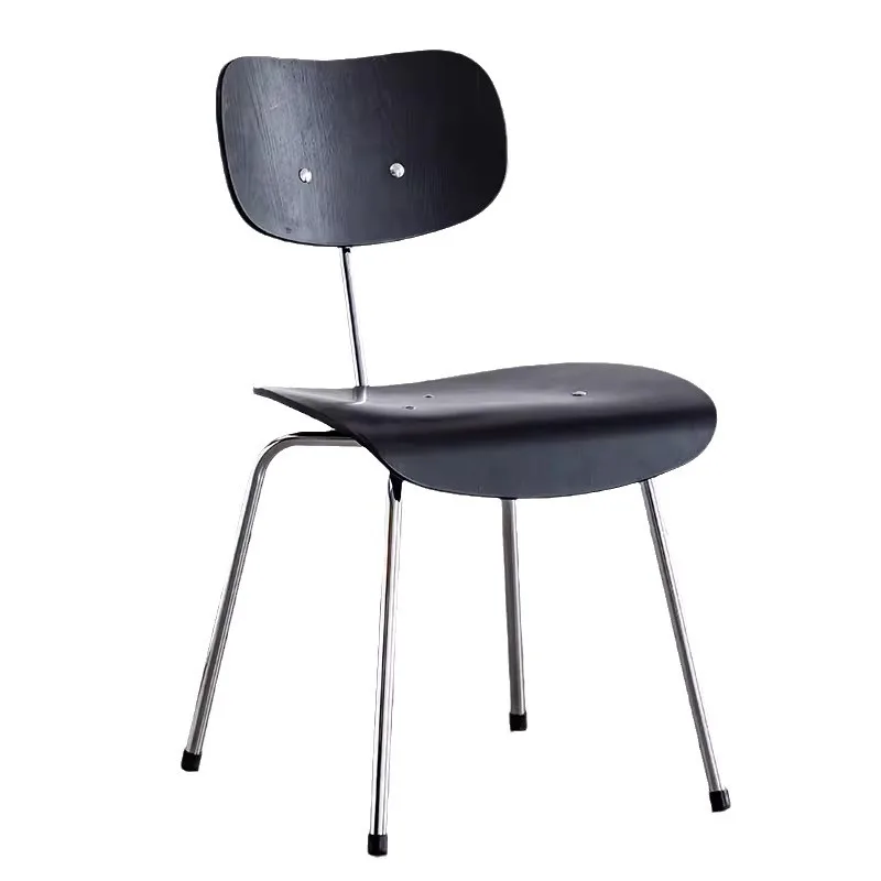 Nordischer minimalistischer Designer Internet Celebrity Esszimmerstuhl Milch