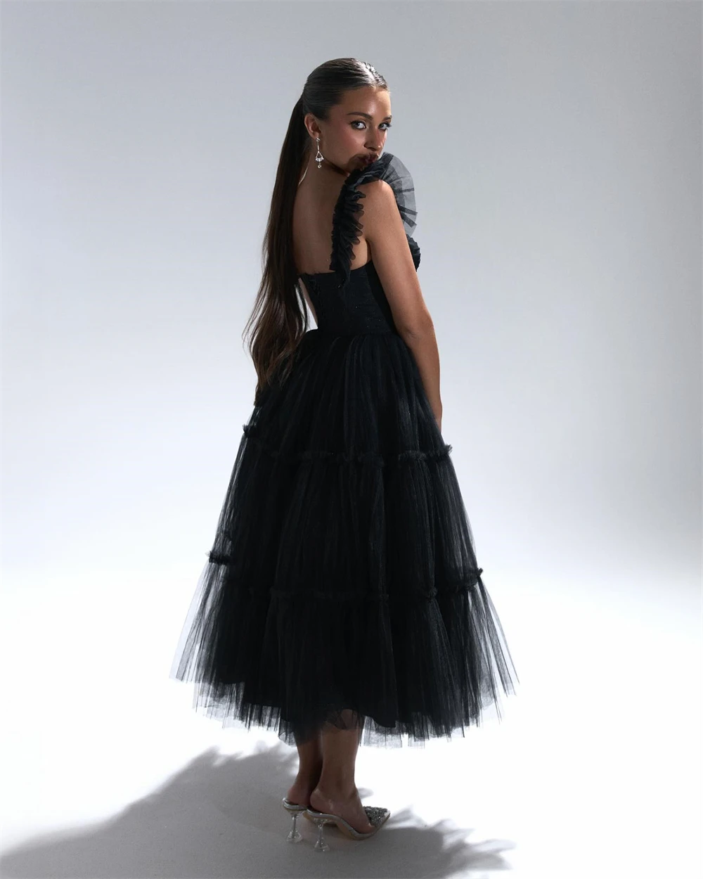 فستان سهرة أنيق من التول الأسود مخصص كلاسيكي بدون حمالات بدون أكمام فساتين العودة للوطن مزاجه فساتين المناسبات الخاصة #2