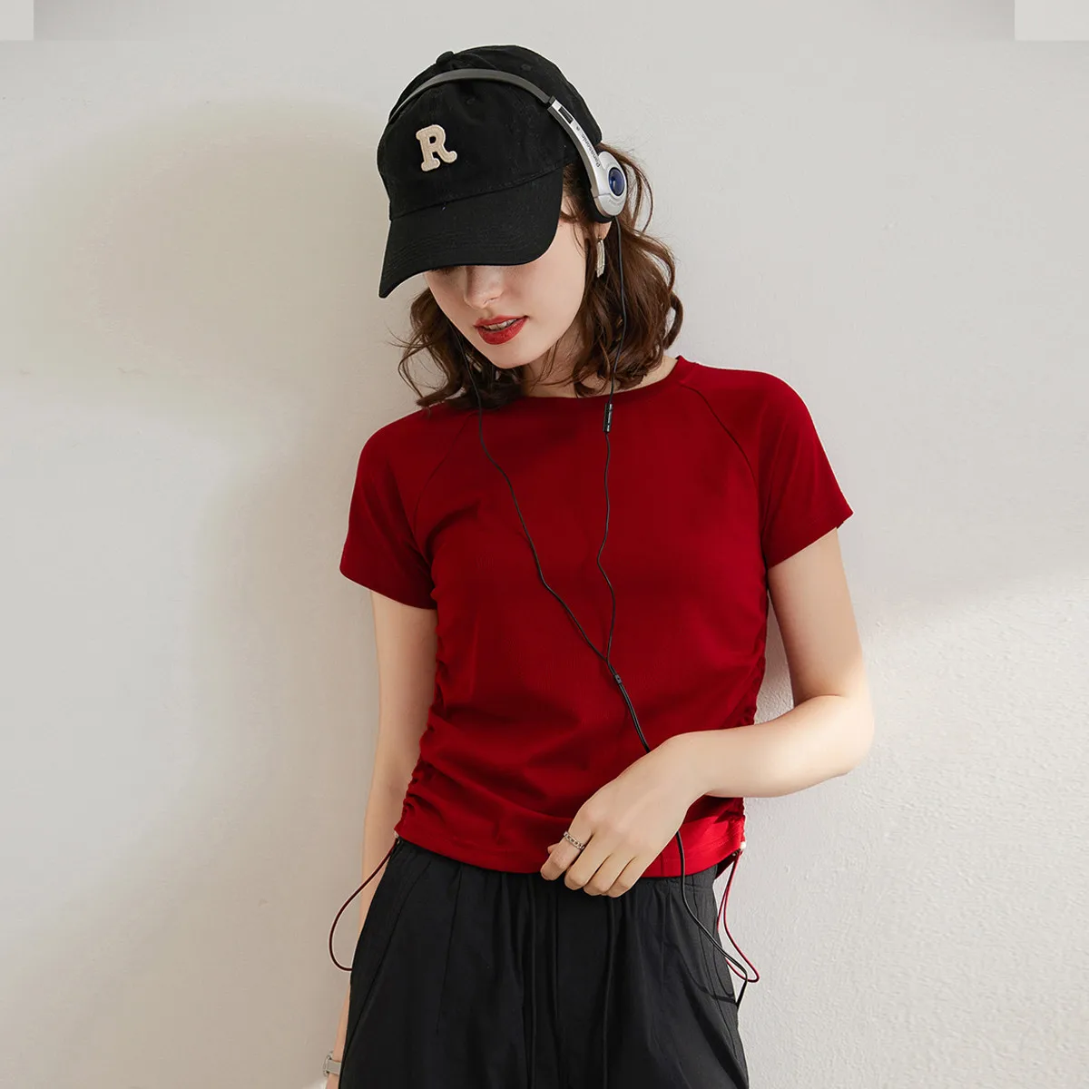 LOUIS YAO Color Contrasting Ribbon Short Sleeve T-shirt 2025 Summer  Round Neck Solid Color Waist Drawstring Women's T-shirt