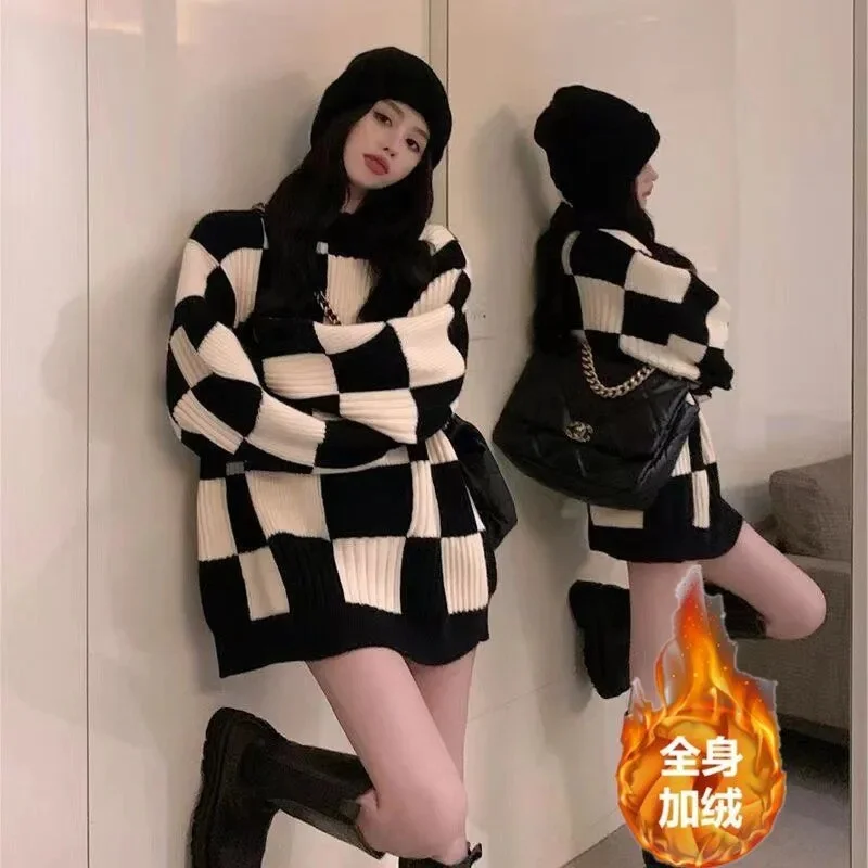 Checkerboard Lantern Sleeves Thick Knitted Warm Sweater for Women 2024 Winter Thickened Retro Mid length Outerwear Unique Top B4