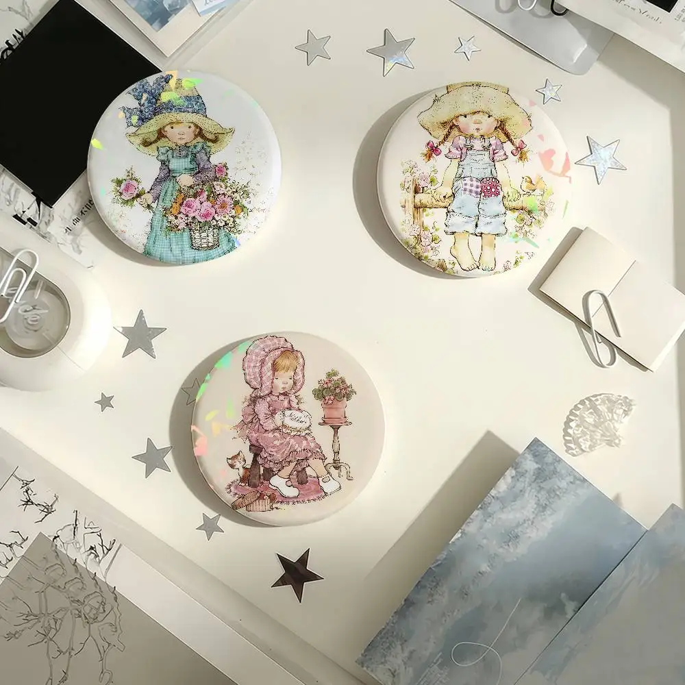 Arte s-arah kay dos desenhos animados menina bonito laser crachá pinos broches feitos à mão para mochila presentes saco decoração fãs coletar