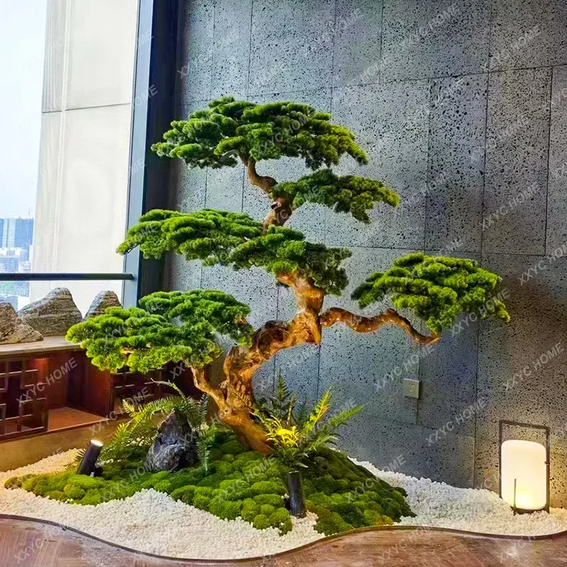 

Outside the Tree Decorative Showcase Green Plant Landscape Fake Trees Decoration Podocarpus Macrophyllus