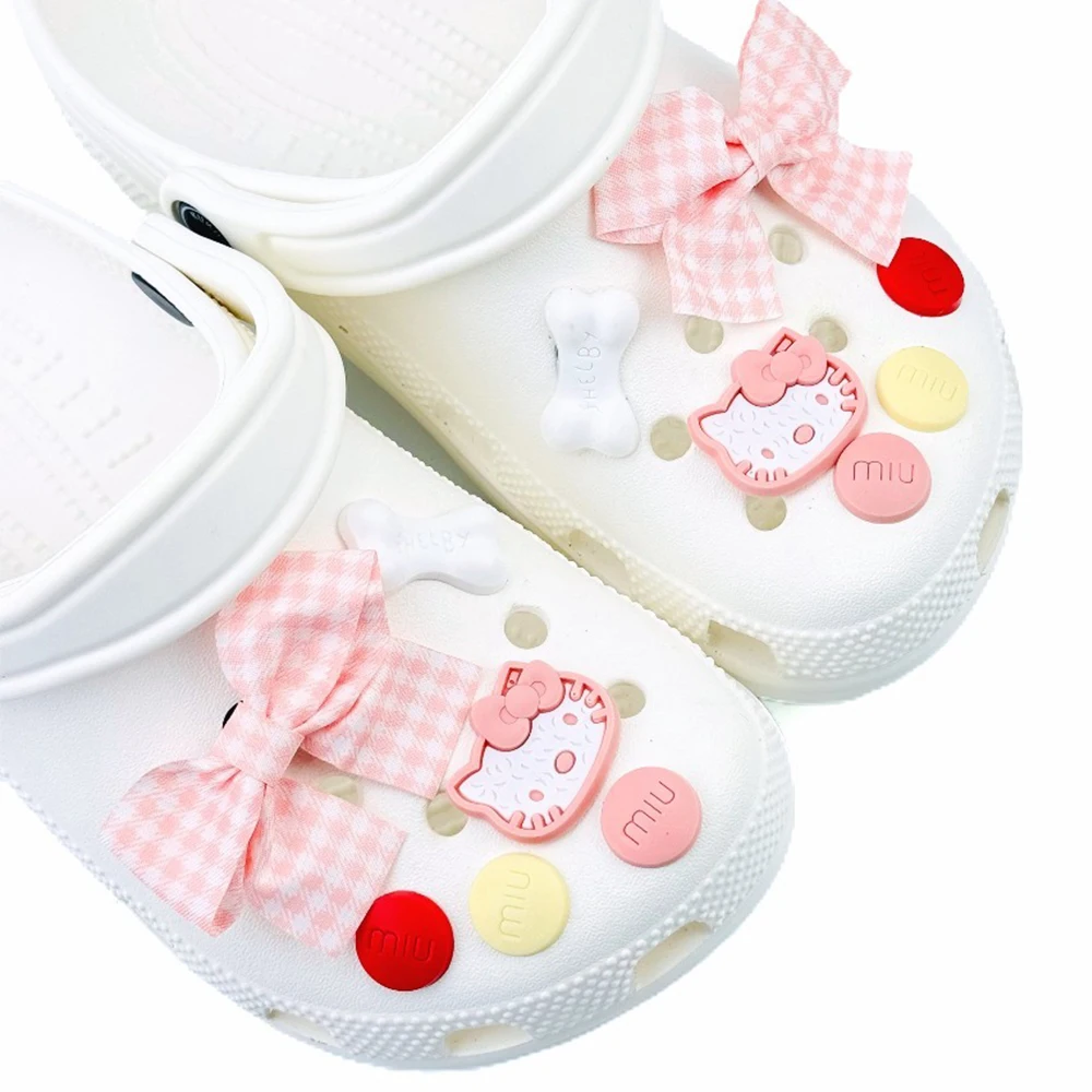 12/18Pcs Hello Kitty Shoe Charms Set for Sandals Clogs Pins DIY Accessories Cute Cartoon Bow Shoes Buckle Decorations
