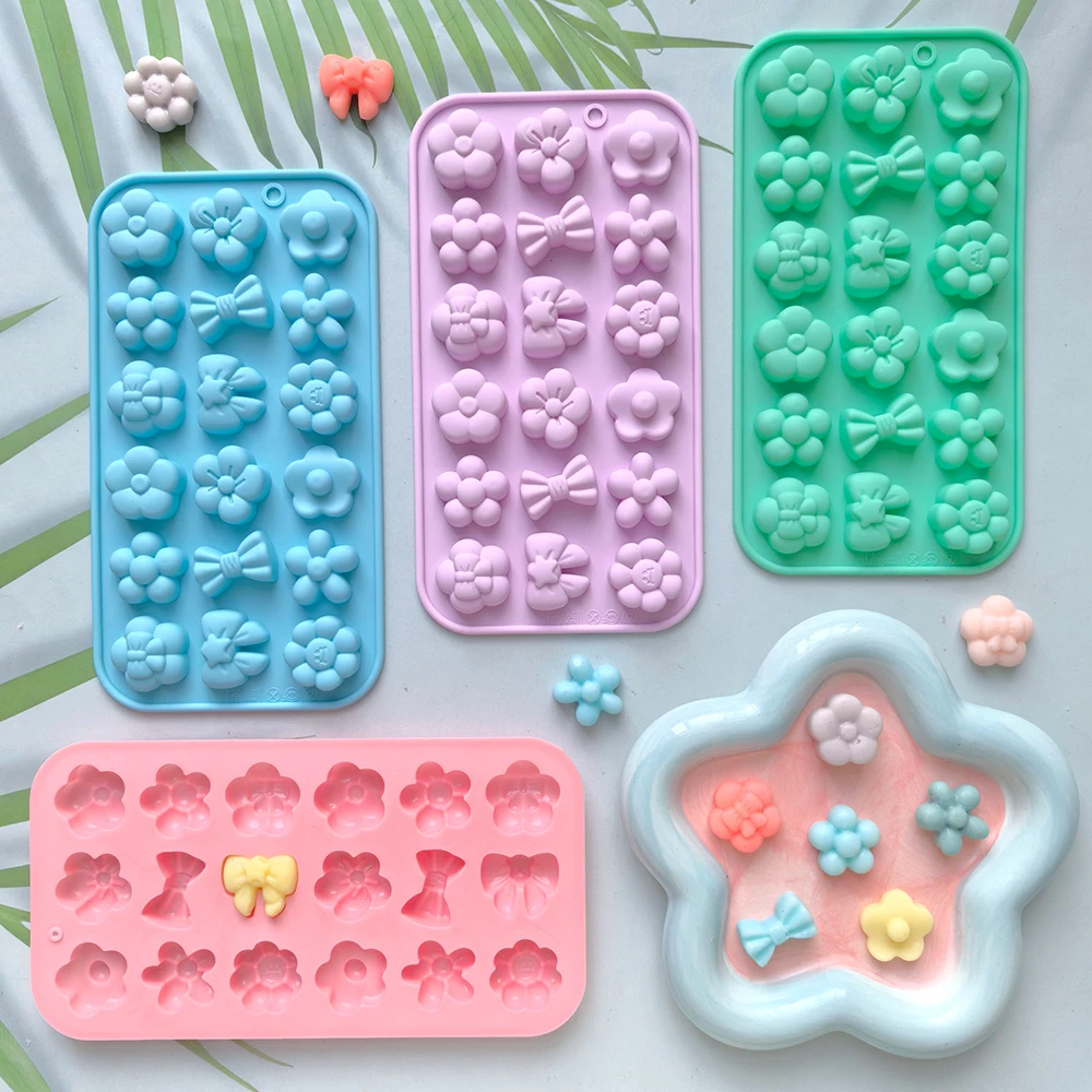 18 cavity flower candy mold DIY bow chocolate jelly mold ice mold pudding mold soap mold biscuit mold for dessert making