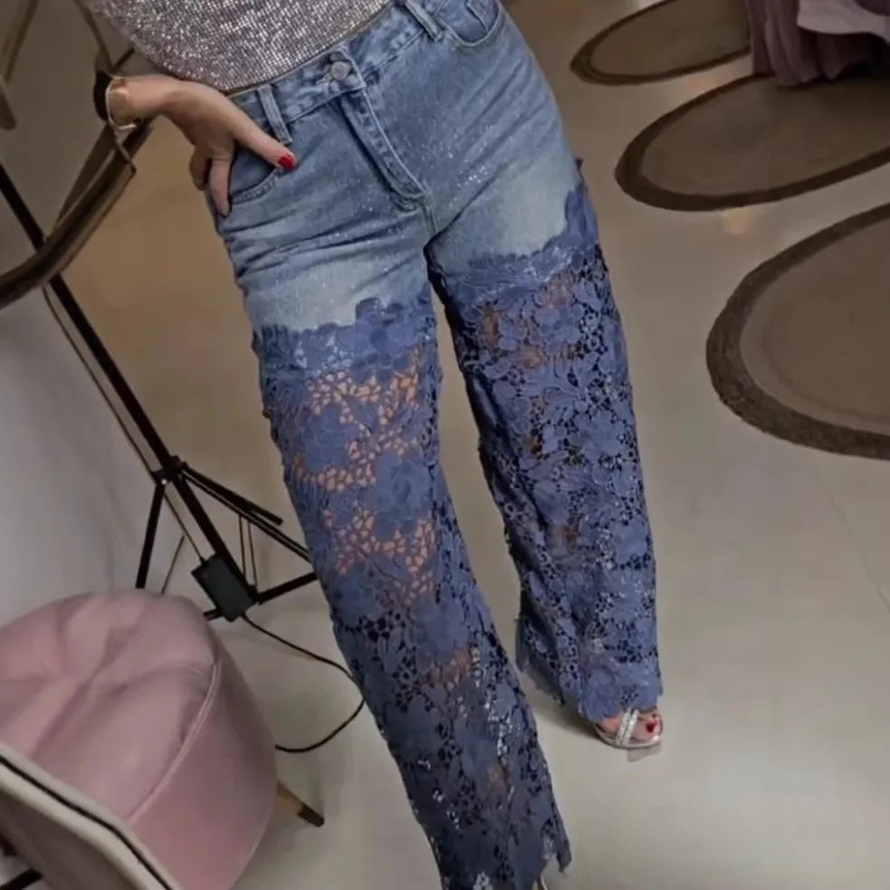 

2026 Spring New Womens Jeans Lace Splicing Hollow Rhinestone Draped Versatile Straight Cropped Pants