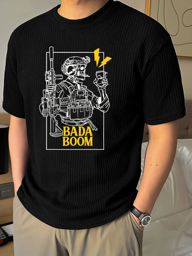 

Soldier & Grenade Graphic design-100% cotton summer O-neck short sleeve casual printed men's T-shirt.