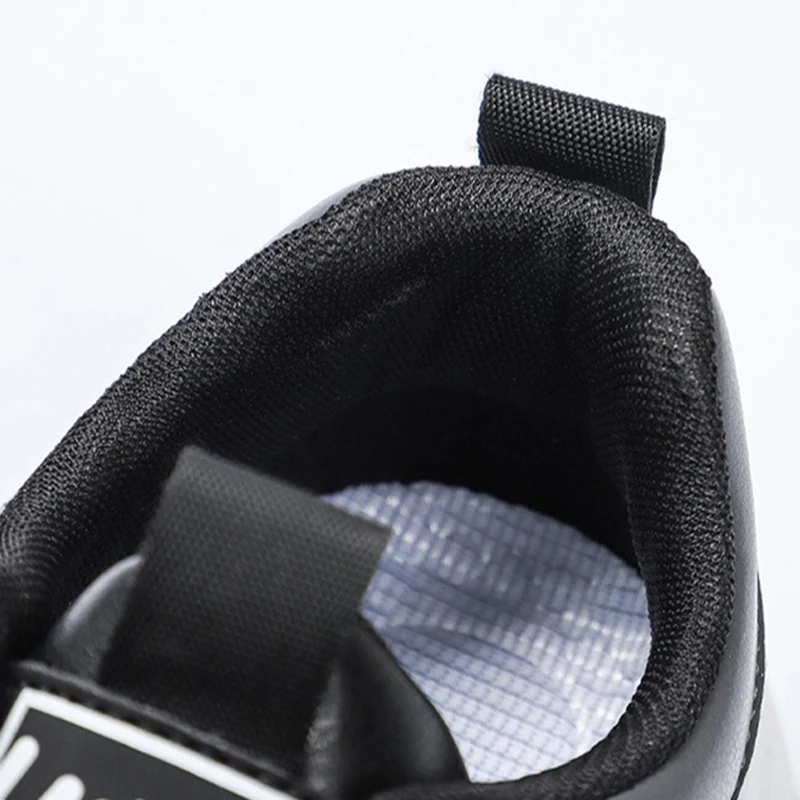 

Oulylan Non-slip Walking Footwear Men Soft Soled Sports Shoes Comfort Breathable Casual Runshoes Outdoor Lightweight Sneakers