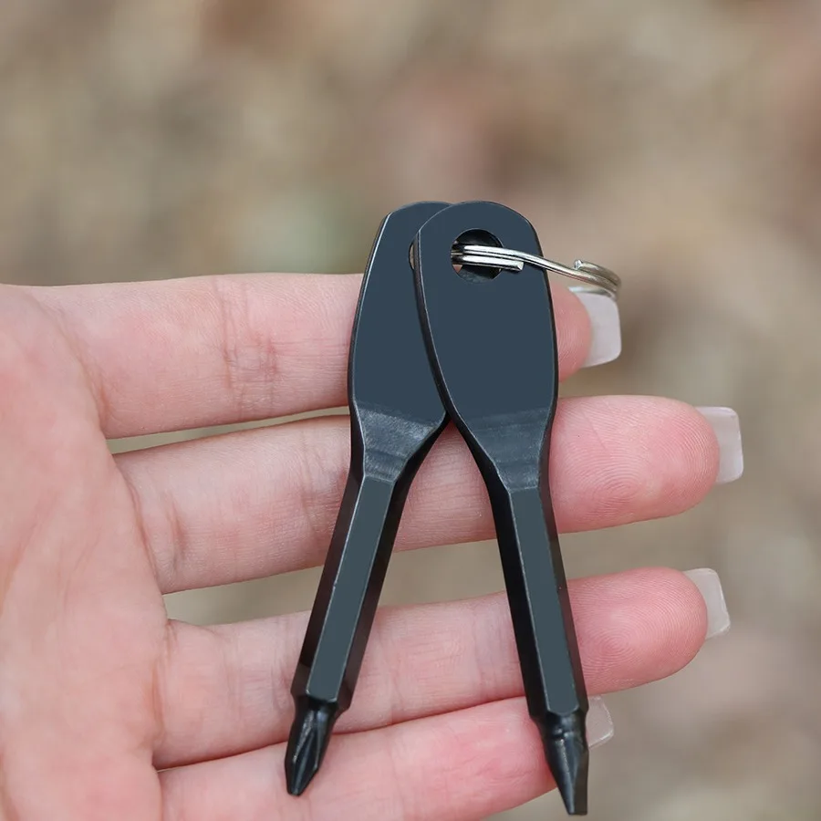 JUSTINLAU 1PC Portable Screwdriver Outdoor Portable Multifunctional Tool Straight Screwdriver Cross Screwdriver with Keychain