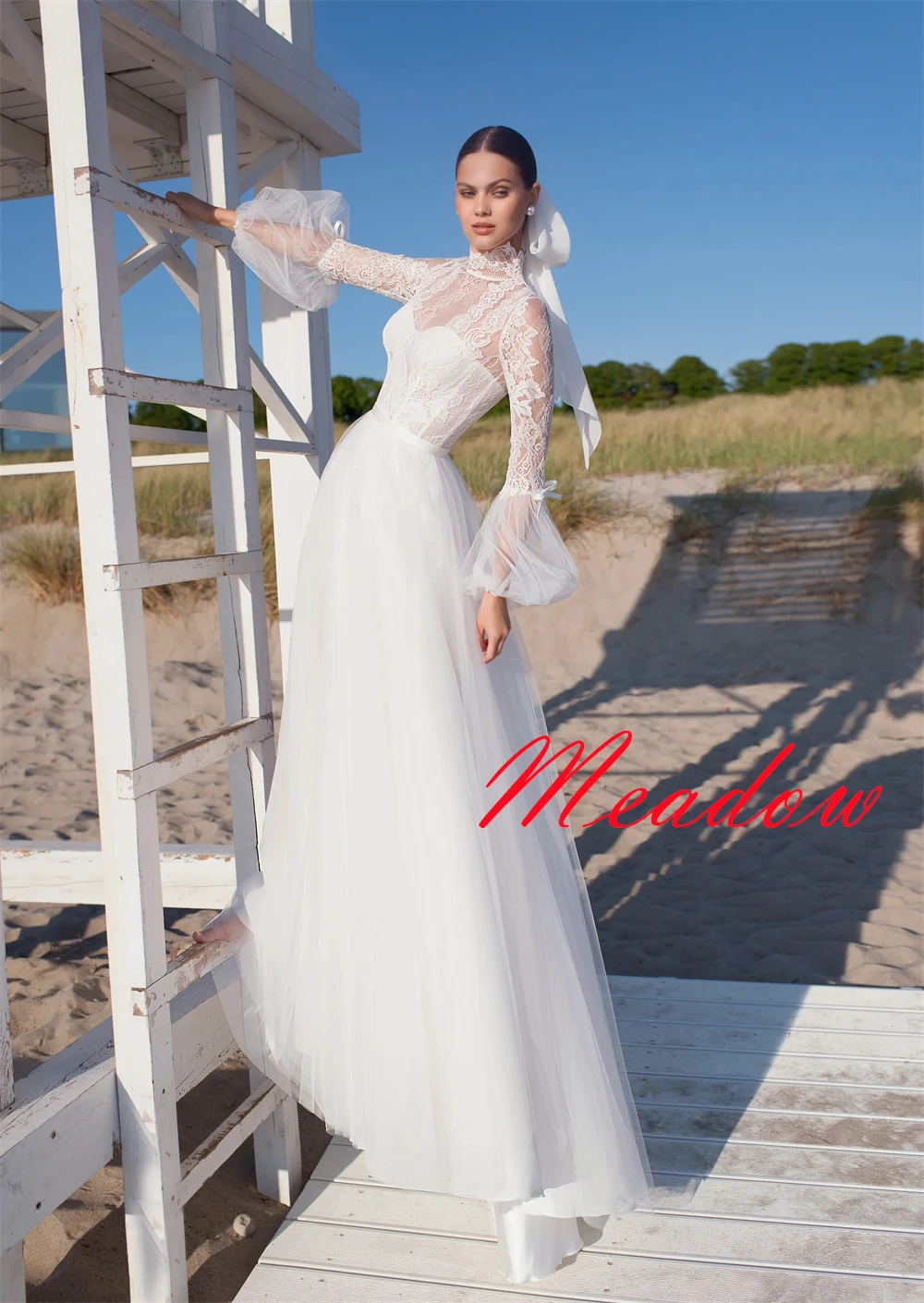 Robe de mariée personnalisée en dentelle Organza blanche exquise, avec nœud, de haute qualité, décolleté haut, manches longues, traîne chapelle