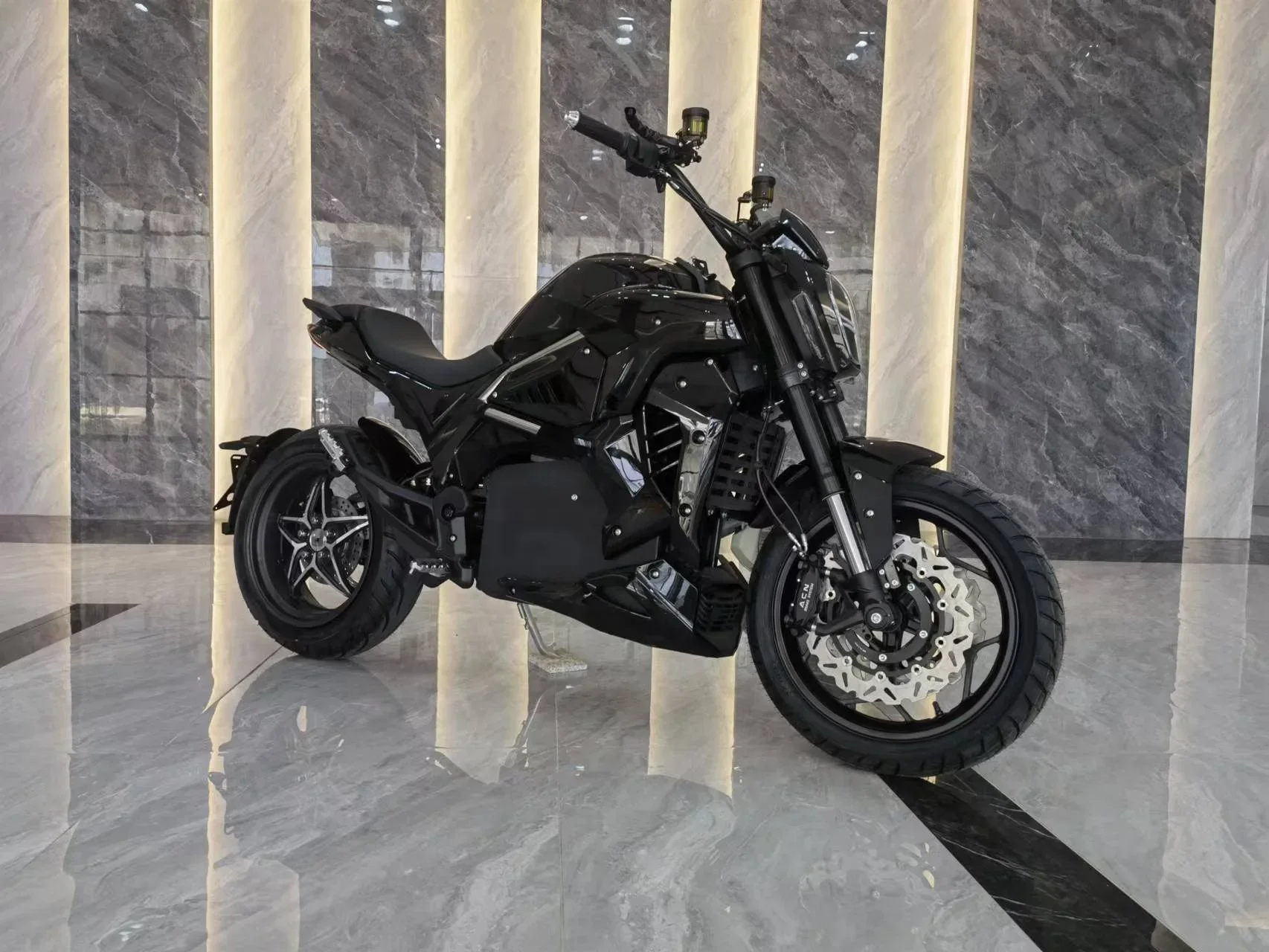Imagen 3: Motocicleta Eléctrica Todoterreno de Alta Velocidad de 8000-10000w Fabricada en China