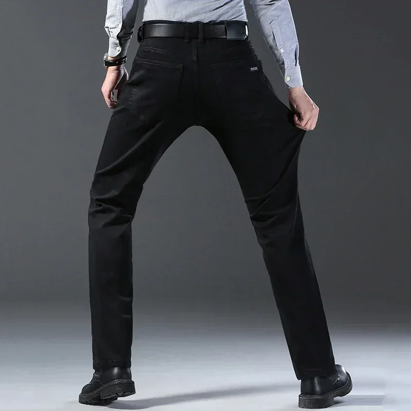 جينز كلاسيكي جديد للرجال لعام 2025 سروال دينم مناسب للأعمال ملابس يومية بأرجل مستقيمة أسود ورمادي بلون واحد