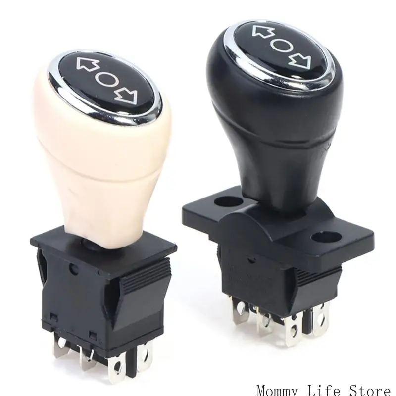 

Дети едут на транспортном средстве. Переключатели управления передачей. Тройные настройки скорости. Функция автоматического