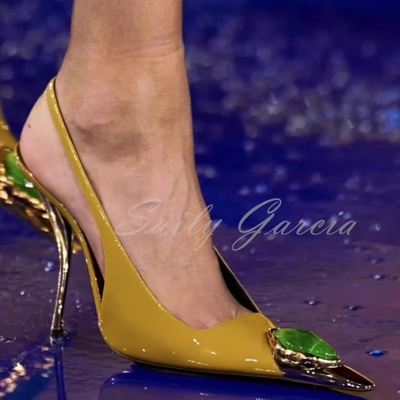 

Metal Headed Gemstone Elegant High Heels Patent Leather Small Square Toe Strange Heel Designer Brand Newest Runway Pumps