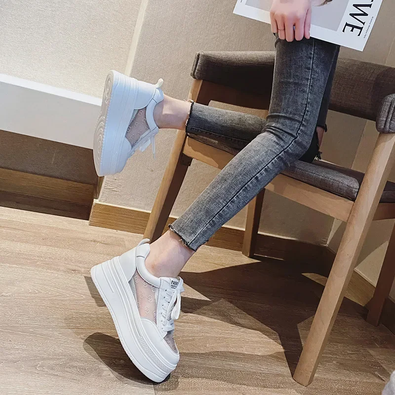 Maogu 2023 Woman Leisure Shoes Spring White Genuine Leather Women Casual Shoes Chunky Sneakers Platform Wedge 8cm Hidden Heel 34