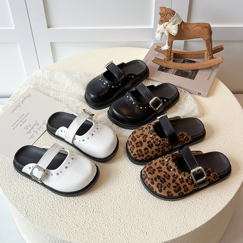 

Детские тапочки для детей от 3 до 18 лет, леопардовая повседневная обувь для мальчиков и девочек, сезонная белая нескользящая детская обувь на плоской подошве