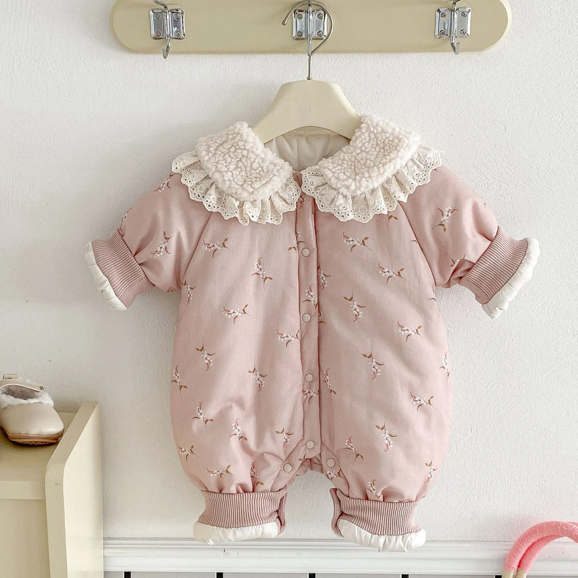 Infant Girls Velvet Jumpsuit Autumn Winter Children\'s Thickened Warm Cotton Clothes Newborn Lace Doll Collar Floral Romper